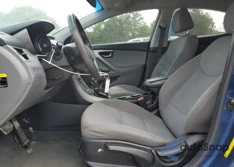 2016 Hyundai Elantra Se z USA, uszkodzony, nr VIN 5NPDH4AE9GH735049